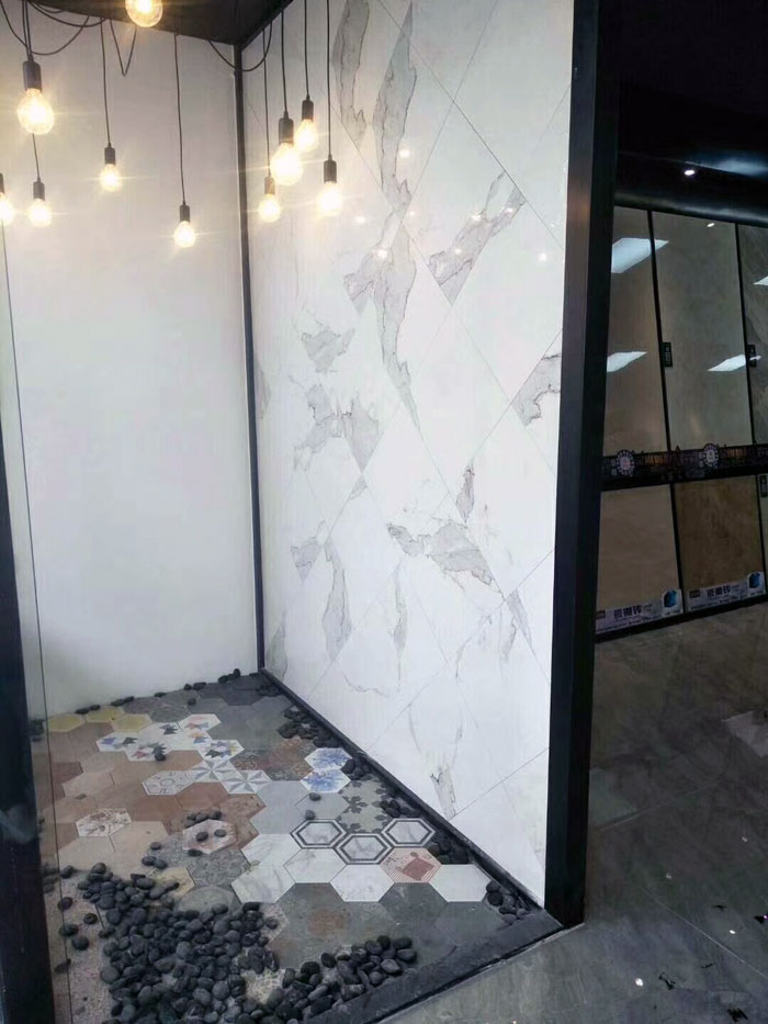 陶瓷一线品牌九洲国际官网-相信品牌力量瓷砖澄海店十一开业，好礼、优惠送一向
